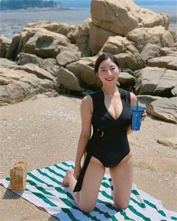 班主任的屈服txt