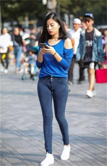 我闺女初中同学来家里
