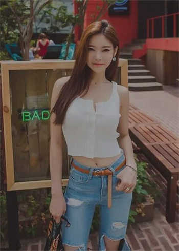 贵妃网0101一0202电影网