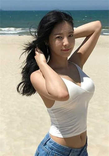 百媚导娘绿巨人
