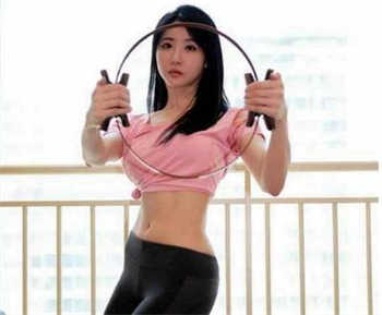快手女王曾文艳打扑克视频