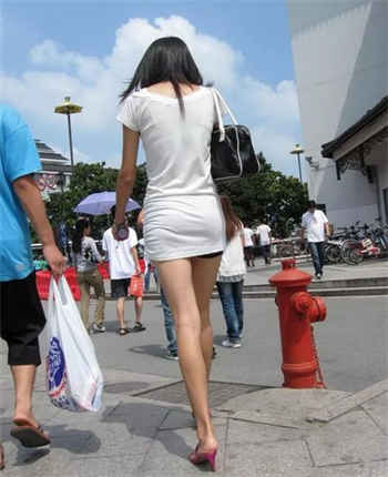 《家丑》by傅渝