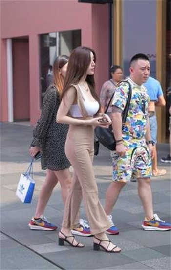 芒果酱取外卖视频在线观看