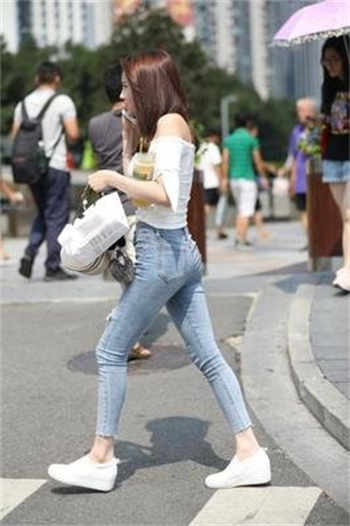 何云伟李菁骂郭德纲